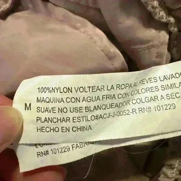 Women’s Pink Athletic Collections Windbreaker - Picture 4 of 6